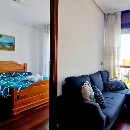 Apartament Juan De Encina, Playa O Montana *
