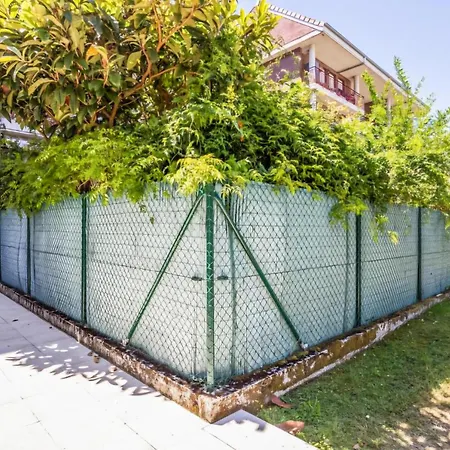 Apartament Juan De Encina, Playa O Montana