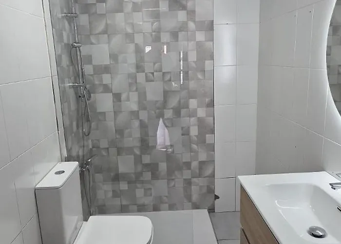 Juan De Encina, Playa O Montana * Colindres