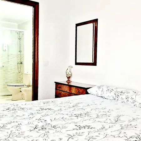 Juan De Encina, Playa O Montana كوليندريس