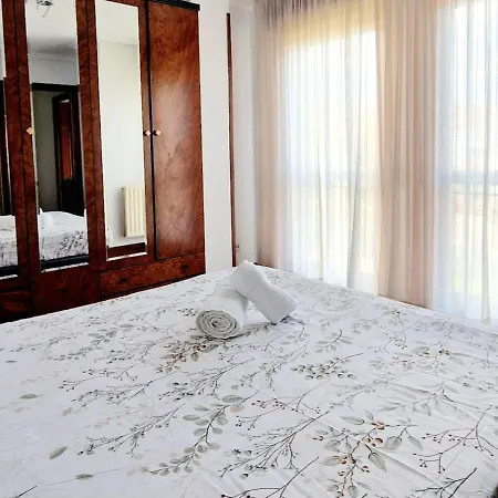 Juan De Encina, Playa O Montana * كوليندريس