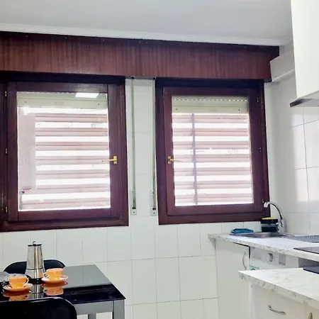 Juan De Encina, Playa O Montana شقة كوليندريس