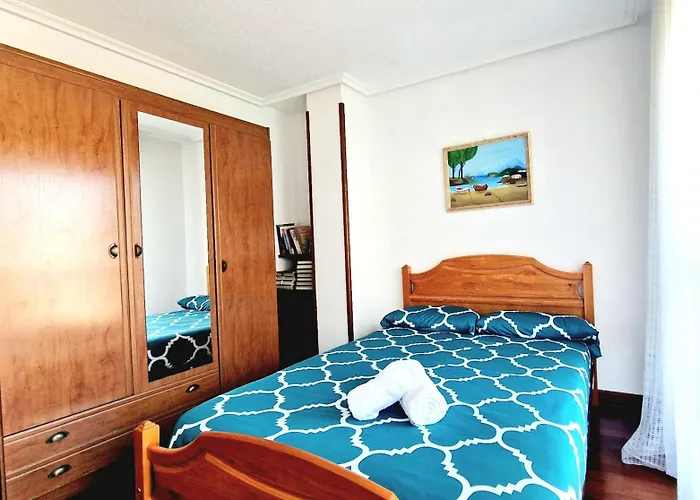 Juan De Encina, Playa O Montana *