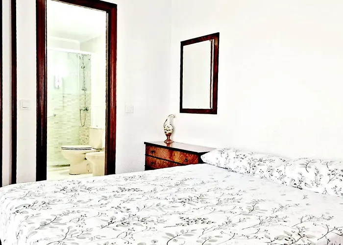 Juan De Encina, Playa O Montana Colindres