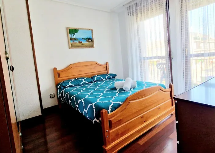 Juan De Encina, Playa O Montana * Colindres